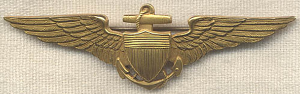 Rare and Beautiful 1920s US Navy Pilot Wing in 10K Gold by Robbins
