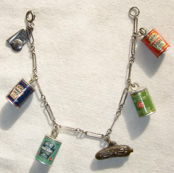 Wonderful, Vintage, Minty Heinz Pavillion Charm Bracelet from 1939-1940 World's Fair