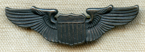 Early WWII USAAF Pilot Wing Shirt Size in the Bell Pattern