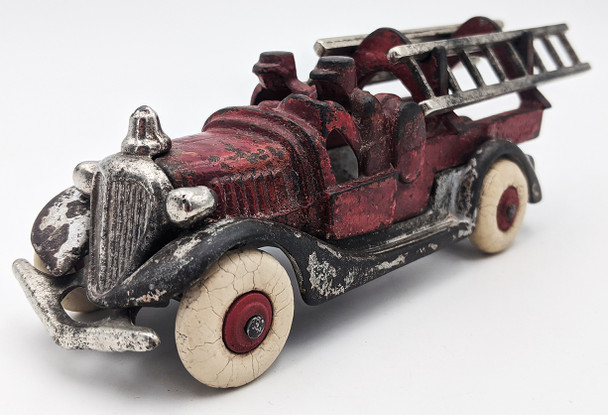 Lovely ca 1930 Hubley #2165 Cast Iron Toy Fire Ladder Truck