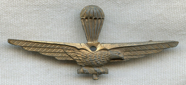 Very Rare Circa 1942-1943 Italian Fascist Paratrooper Badge in Gilt White Metal
