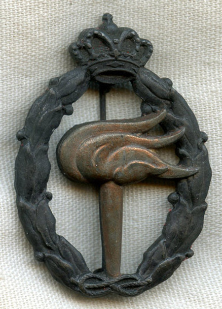 Early WWII Italian Air Force Reconnaissance Qualification Badge Gold Level