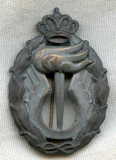 Early WWII Italian Air Force Strategic Reconnaissaince Qualification Badge Bronze Level