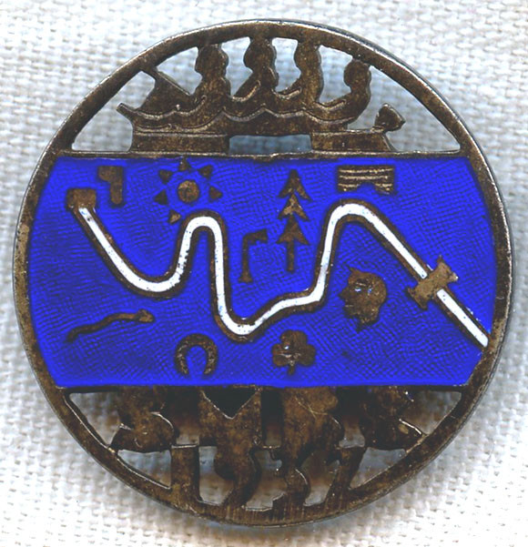 Rare 1937 St Moritz Bobsleigh Club FIBT 4-Man Sleigh World Championship Participant Badge in Silver