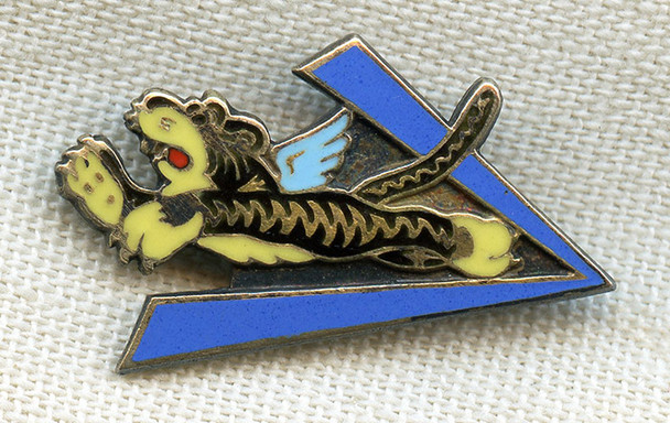 Lovely Early WWII Flying Tigers AVG American Volunteer Group Small Size Tiger Pin in GF on Silver