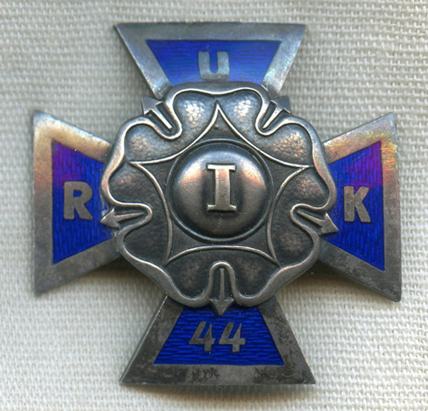 Early WWII Finnish Reserve Officers School Grad Badge from Class 44-I (1940) in Silver