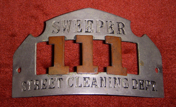 1910s-1920s Municipal Street Cleaning Dept. Sweeper Hat Badge