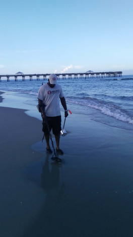 Metal Detecting Juno Beach
