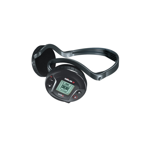 XP WS6 headphones on white background XP WS6 headphones on white background
