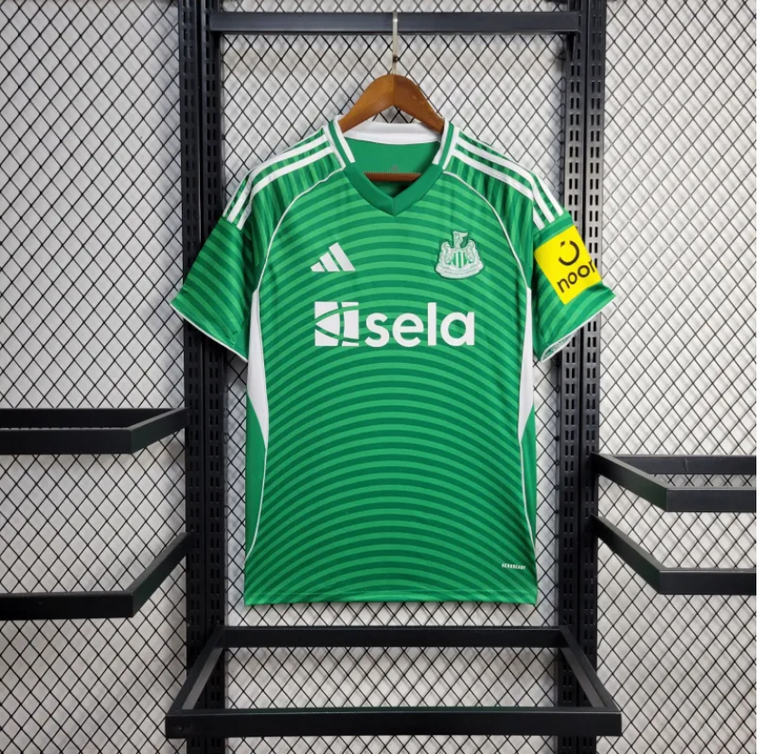 Newcastle United Away Fan Version 25/26