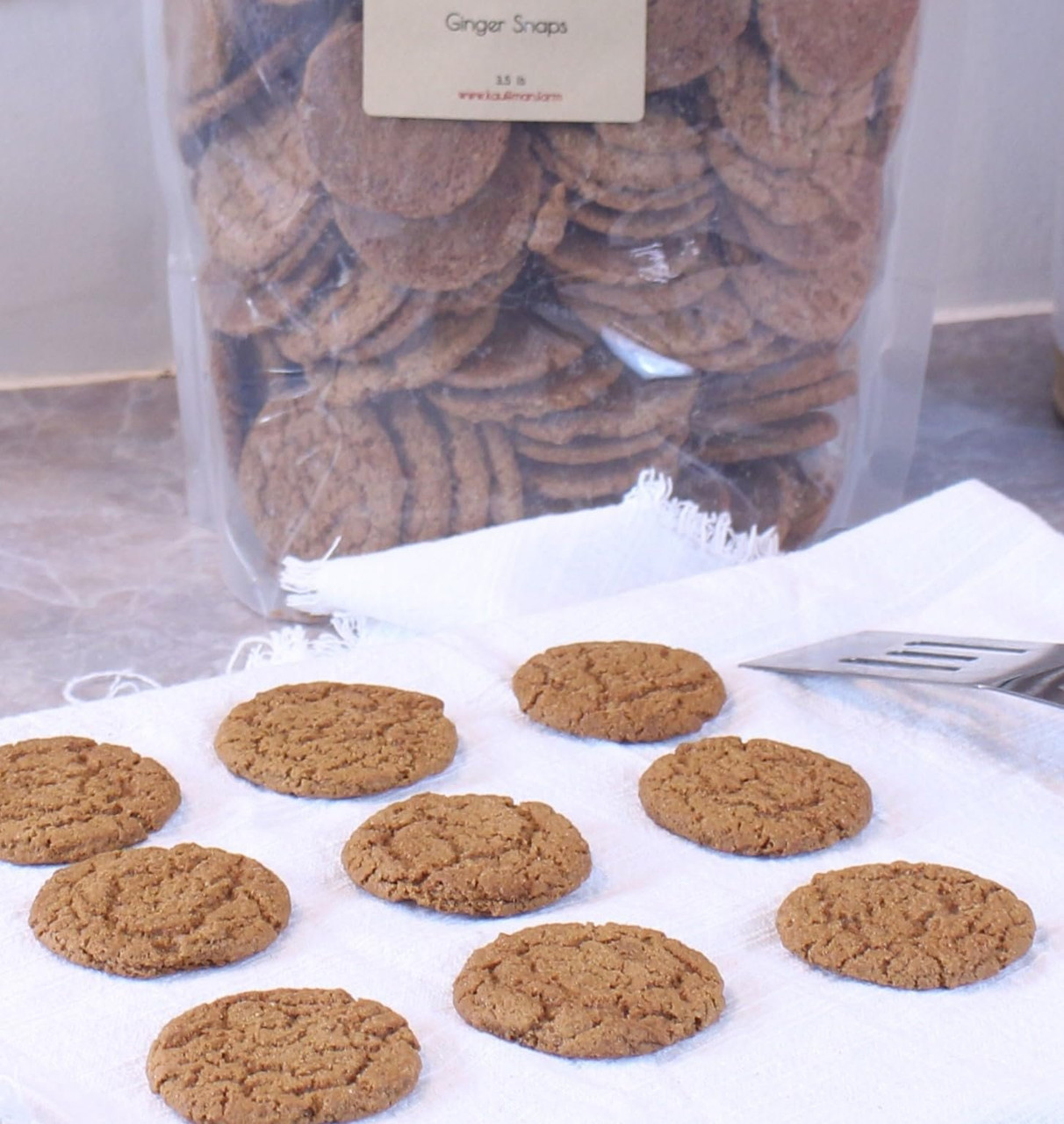 Kauffman Orchards Ginger Snap Cookies - Kauffman Orchards