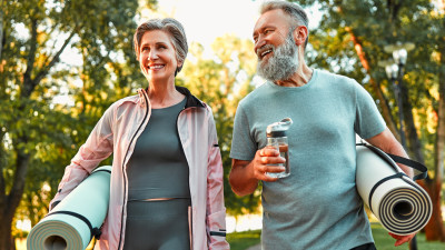 Hydrogen Water: Exploring the Potential Health Benefits of This Emerging Trend