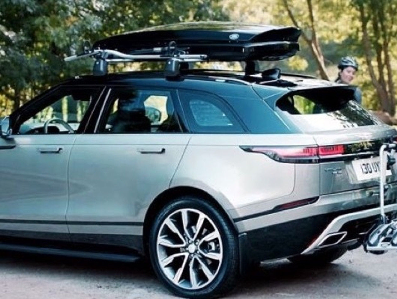 Carrying and Towing for Velar