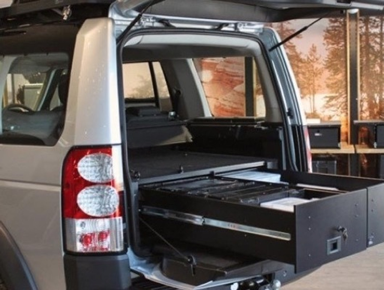 Front Runner Roof Racks and Accessories for Discov