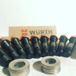 LRC1150 - Uprated TD5 Exhaust Manifold Studs and Nuts for Defender and Discovery by Wurth Image 2 Thumbnail