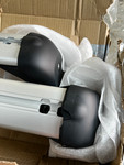 VPLKR0188 - Roof Cross Bars - 2022 Range Rover and Range Rover Sport - Genuine Land Rover Product *DAMAGED - REDUCED TO CLEAR* Image 3 Thumbnail