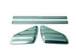 LR002525 - Freelander 2 Door Sill Protectors - Genuine Style In Stainless Steel Image 1 Thumbnail