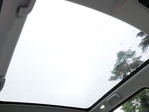 Roof Glass and Side of Vehicle Glass