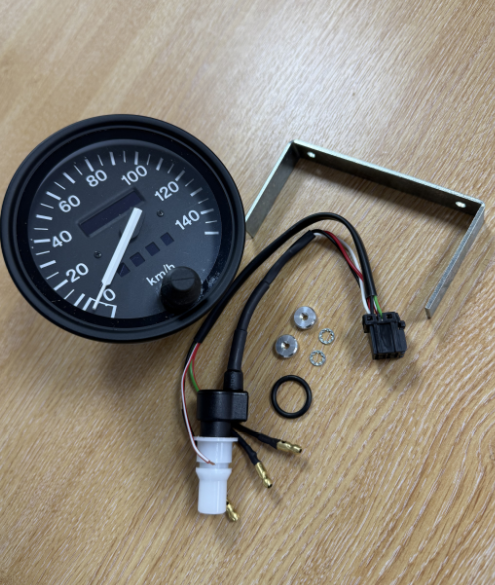 PRC7374 - LED Speedometer for Land Rover Defender - up to 140 KPH - Fits up to 1998