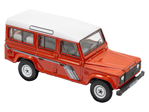 DA5390 - Land Rover Defender 110 LWB Station Wagon / Masai Red Diecast 1:76 Scale Model