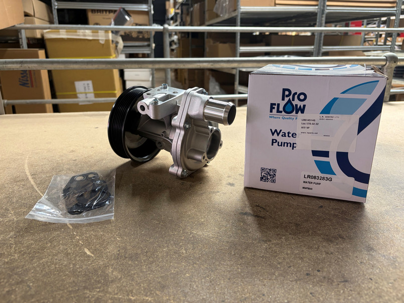 LR004514 - Water / Coolant Pump for Defender Puma 2.4 Image 3