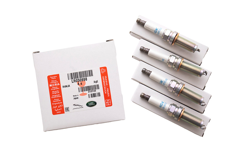 LR050998 - Spark Plug for Land Rover and Range Rover - Fits 3.0 V6 Petrol and 5.0 Supercharged - Genuine Land Rover Option Available Image 3