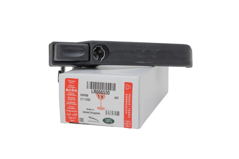 LR066530 - Defender Front Left Hand Door Handle - Fits from 2002 Onwards - To Fit Later Longer Style Ignition Key Image 4