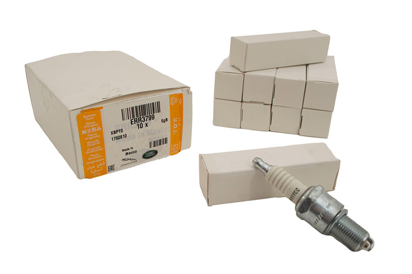 ERR3799 - Spark Plug for V8 Rover Engine - Defender, Discovery 1 and Range Rover Classic - Also Fits Defender 2.5 Petrol Image 3