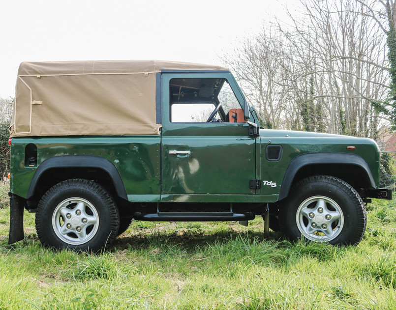 EXT202-30 - Soft Top Conversion Heavy Duty Roll Cage and Canvas Hood Kit for Land Rover Defender 90 - By Exmoor Trim Image 28