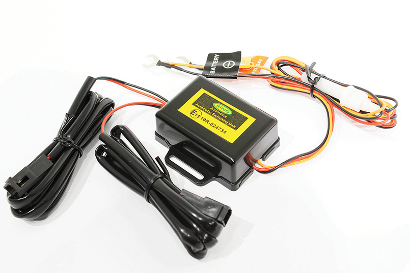LRC10816 - Defender XS LED Lamp Kit - Clear Front and Coloured Rear Lamps - Left Hand Drive - Wipac LED Headlamps, Front and Rear Lights Including Side Repeaters and High Level Stop Lamp Image 2
