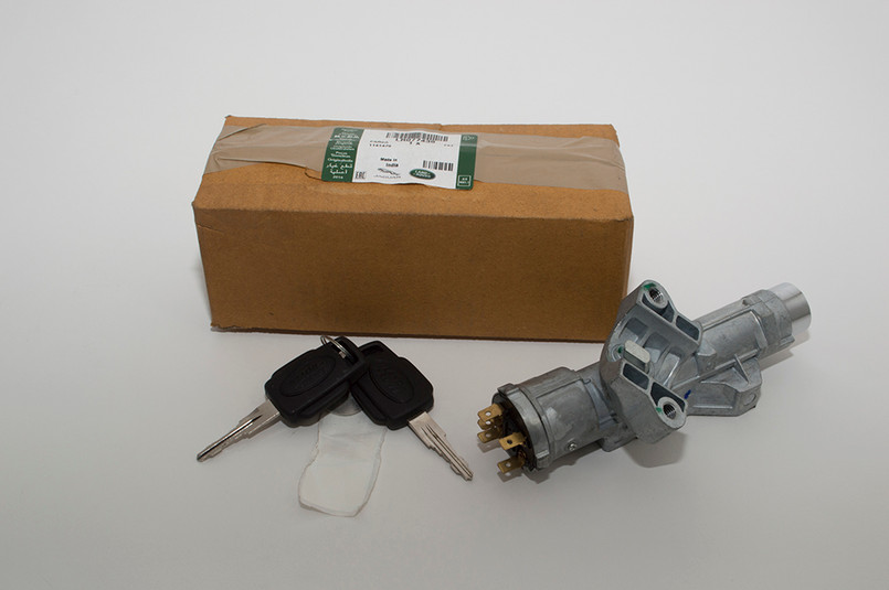 LR077439 - Defender Steering Lock, Barrel and Key - Ignition Barrel for Defender TDi and TD5 Models Image 7