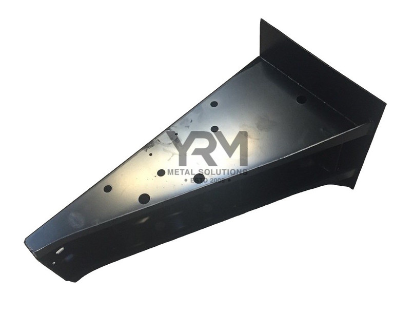 STC8356 - Rear Outrigger For Defender 110 - Will Fit both Right Hand Side and Left Hand Side Image 4