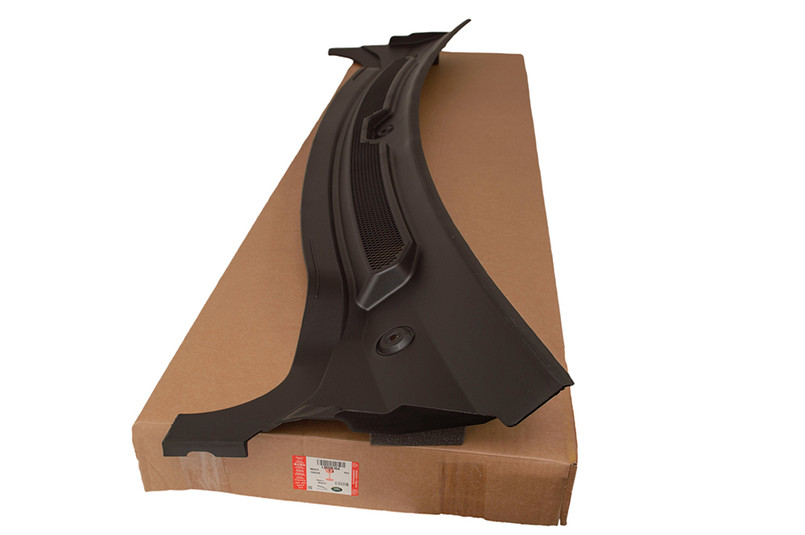 LR096164 - Bonnet Vent Cover Cowl and Clips in Black - For Left Hand Drive - Discovery 3 & 4, Range Rover Sport - Genuine Land Rover option available Image 2