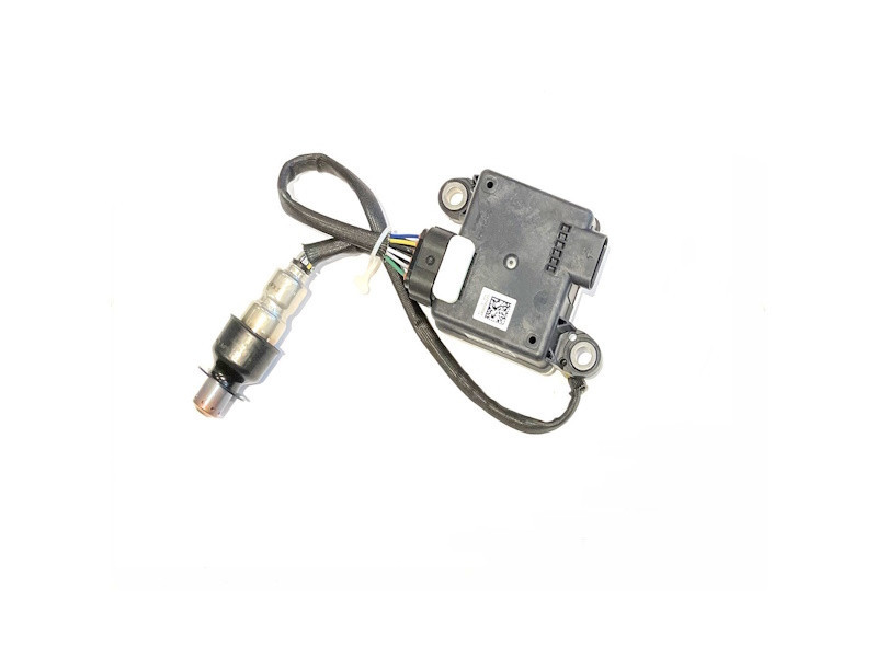 LR104388 - NOX Sensor - 3.0 Ingenium - Range Rover and Discovery 5 - Genuine Land Rover Image 1