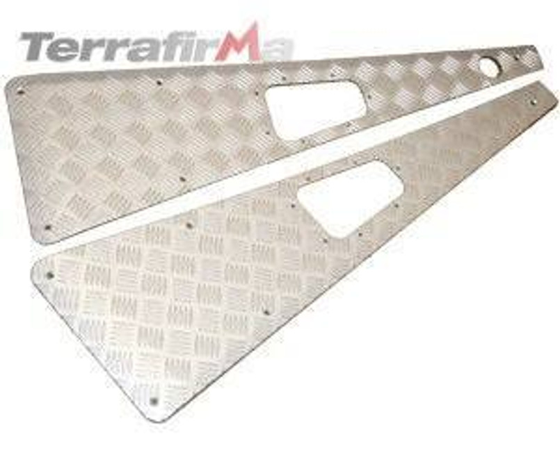 WTKIT01-NH/A - Defender Wing Top Chequer Plates in Satin / Silver Anodised (No Aerial) Image 1