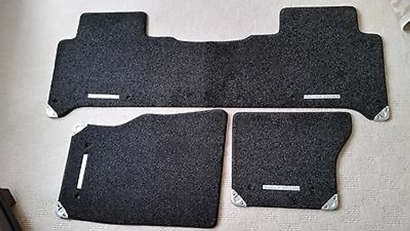 VPLWS0384AAM - Range Rover Sport L494 Espresso Carpet Set - Front and Rear for RHD - Genuine Land Rover - Fits from 2017 On Image 1