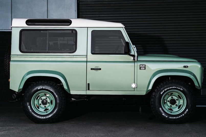 PKDEFENDERFORESTARCHES4DOOR - Front and Rear Wide Forest Arches for Land Rover Defender 110 - Four Door Only (Image Shows 90 Version) Image 1