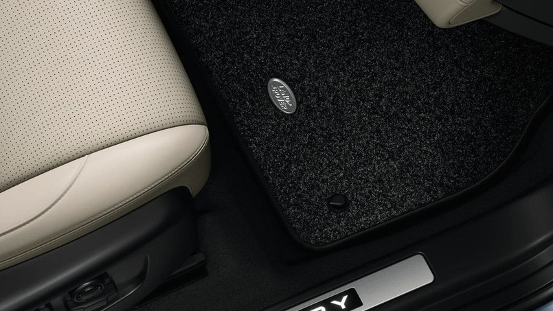 VPLCS0507PVJ - Discovery Sport Interior Carpet Set - Ebony / Ebony Set for Manual Right Hand Drive Vehicles - Facelift from 2019 On Image 1