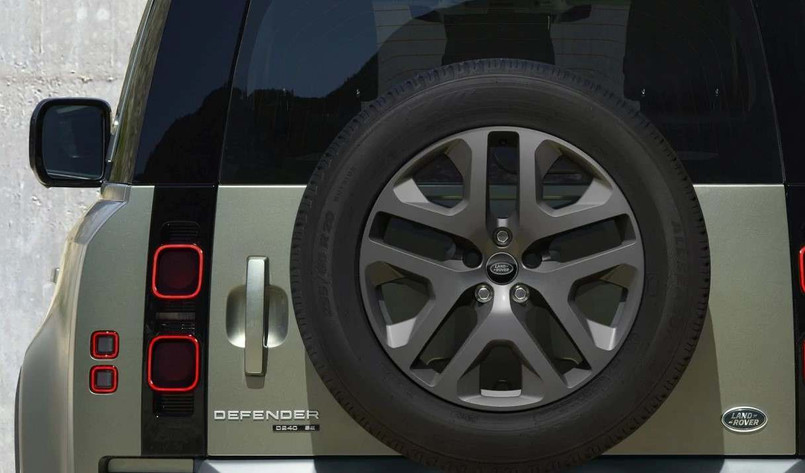 VPLEW0131 - All New Defender 20" Alloy Wheel in Dark Grey Finish - 5 Split Spoke Style 5095 - Genuine Land Rover Image 2