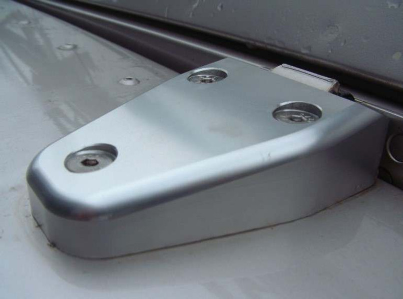 LRC1524 - Defender Aluminium Bonnet Hinge Kit - Comes as a Pair which includes all Stainless Steel Fixings - Manufactured in the UK by Croytec Image 2