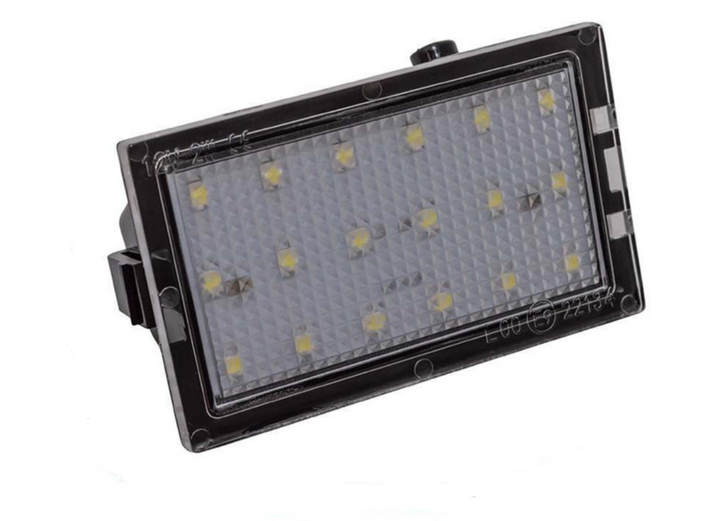 XFC500040 - PAIR LED Number Plate Lamp for Discovery 3 & 4, Range Rover Sport 06-13 and Freelander 2 - Led Lamp fits into Tailgate Handle Image 2