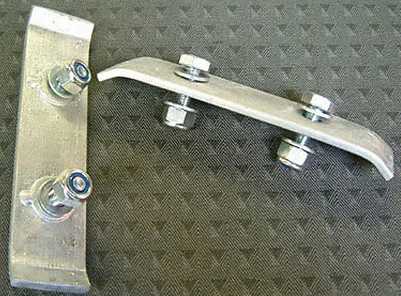 GL1069 - Gwyn Lewis Flat Pressed Rear Spring Retainers - Comes as a Pair - For Defender 110 Image 1