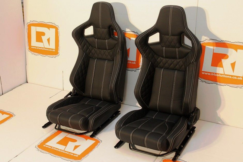 LRI1001- LRI OEM Leather Heated Front Corbeau Low Base Seats for LAND ROVER DEFENDER Image 1