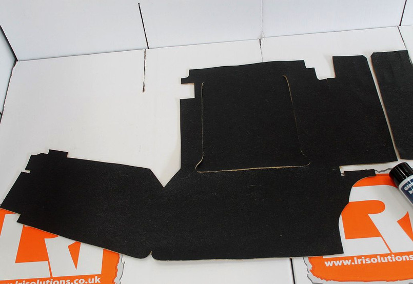 LRI34057 - RHD LT77 Hardura Front Seat Box Rubber Matting for Defender up to 1993 Image 3