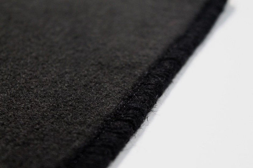 LRI2086 - LHD TDCI 7 Seat Full Black Carpet Mat Set for Defender Puma 110 Image 7