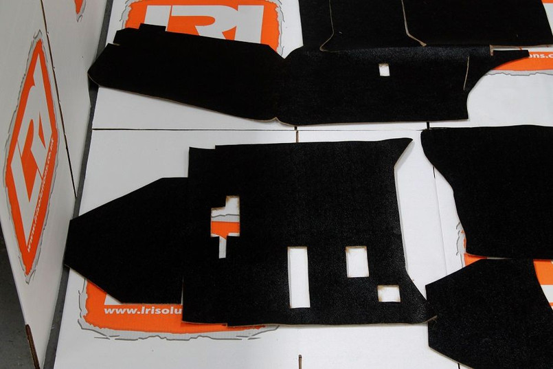 LRI2018 - LHD R380 Hardura Seat Box Foot Well Matting Kit fits DEFENDER 90 110 300TDI TD5 Image 5