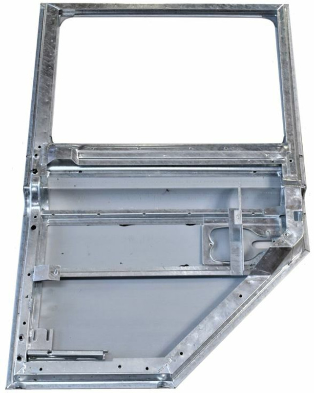 BFL710020 - Fully Galvanised Defender Rear Door - Right Hand - Fits 1994 to 2005 (up to 5A689036) - Galvanised Steel with Zinc Plated Door Skin Image 1