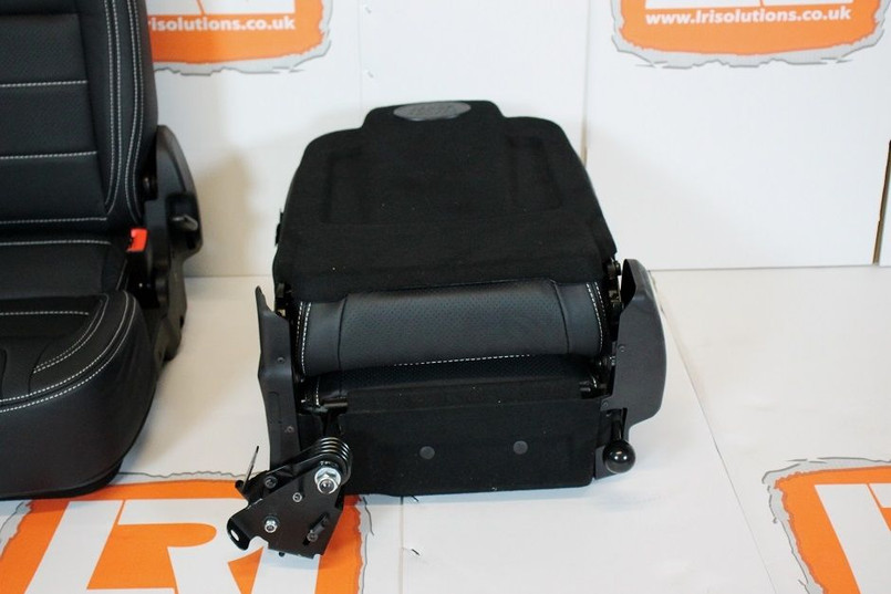 LRI33040 - Full Leather White Stich Pair 3rd Row Tumble Down TDCI Seats - Land Rover Defender 90/110 - By Lucari Image 10