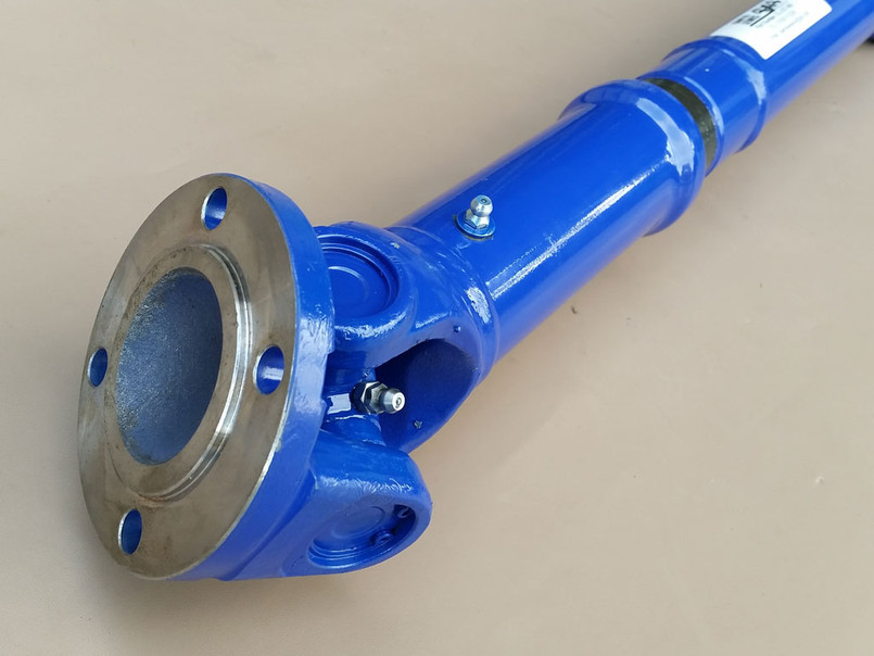 GL-EXT-675 - Wide Angled Rear Propshaft for Defender 90 1994-2006 by Gwyn Lewis - Fits 300TDI and TD5 Engines Image 3