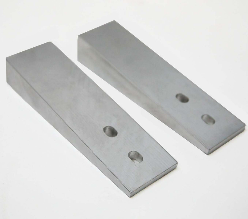 EXT010-PUMA WEDGE - Second Row Seat Wedge for Land Rover Defender 110 & 130 Puma 2007-2016 - Exmoor Trim Part Image 1